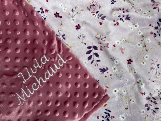 Couverture personnalisée · Livia